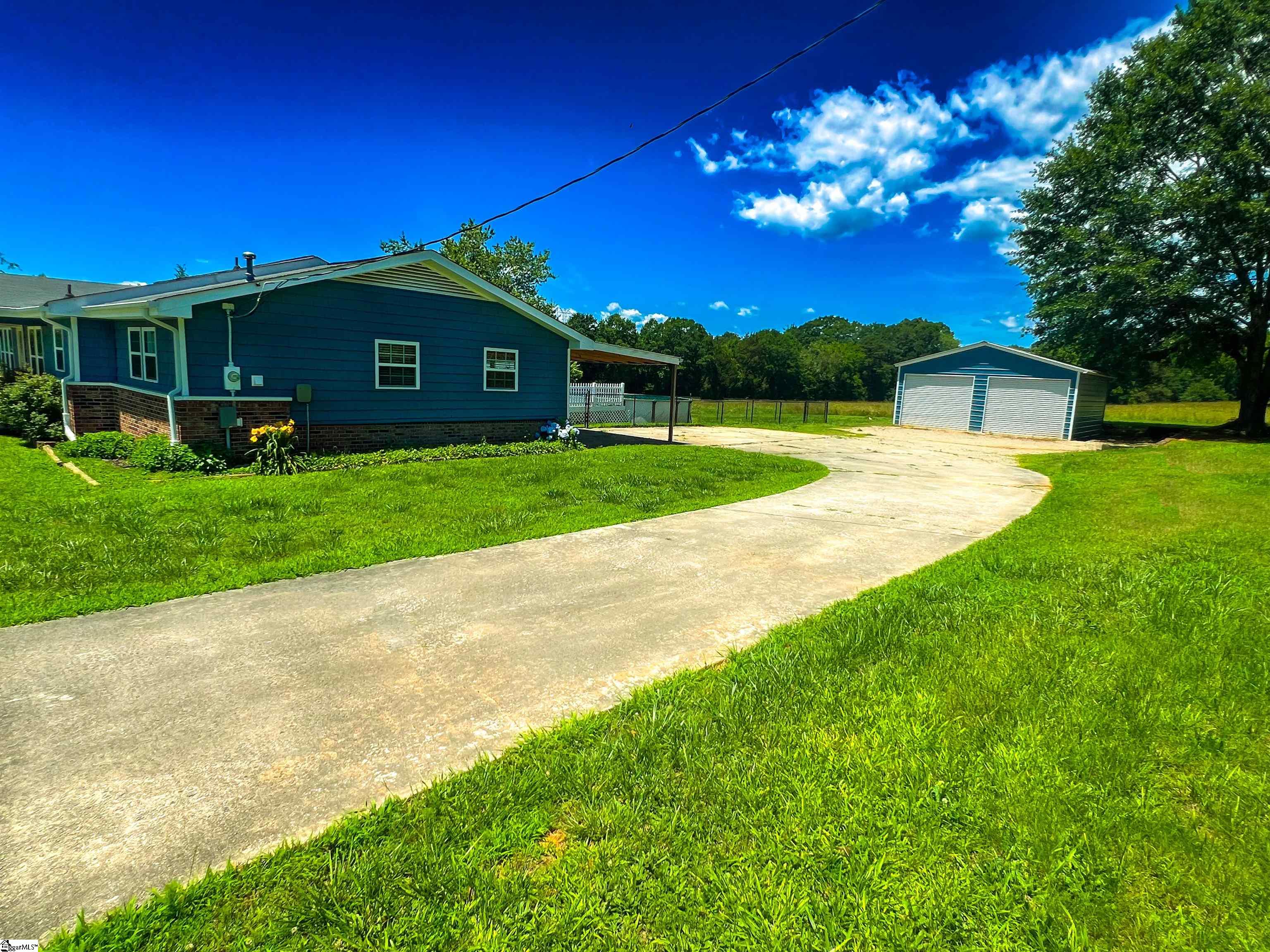 136 West Old Pendleton Road Central, SC 29630 - Photo 3 of 28 Gallery Image 3