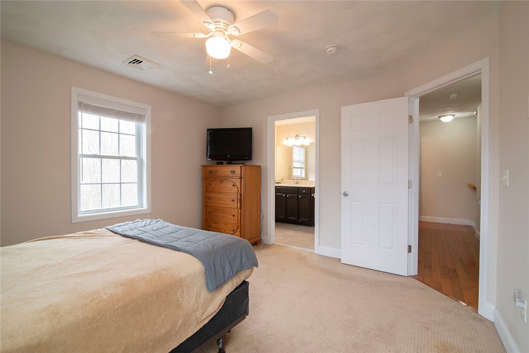 38 Fieldstone Way Westerly, RI 02891 - Photo 14 of 16