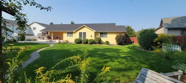 $549,500 | 3912 East Siskin Lane, Mead, WA 99021