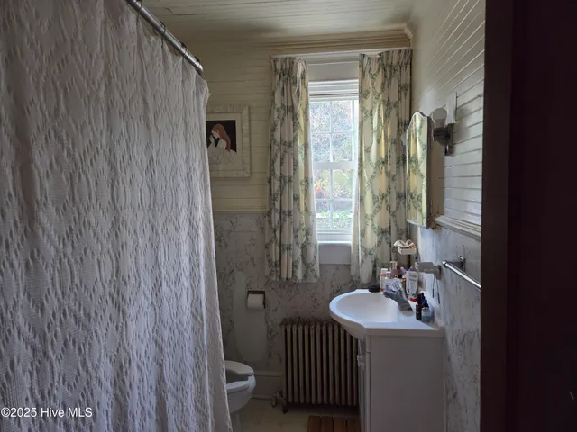 $675,000 | 6047 Caratoke Highway, Poplar Branch, NC 27965