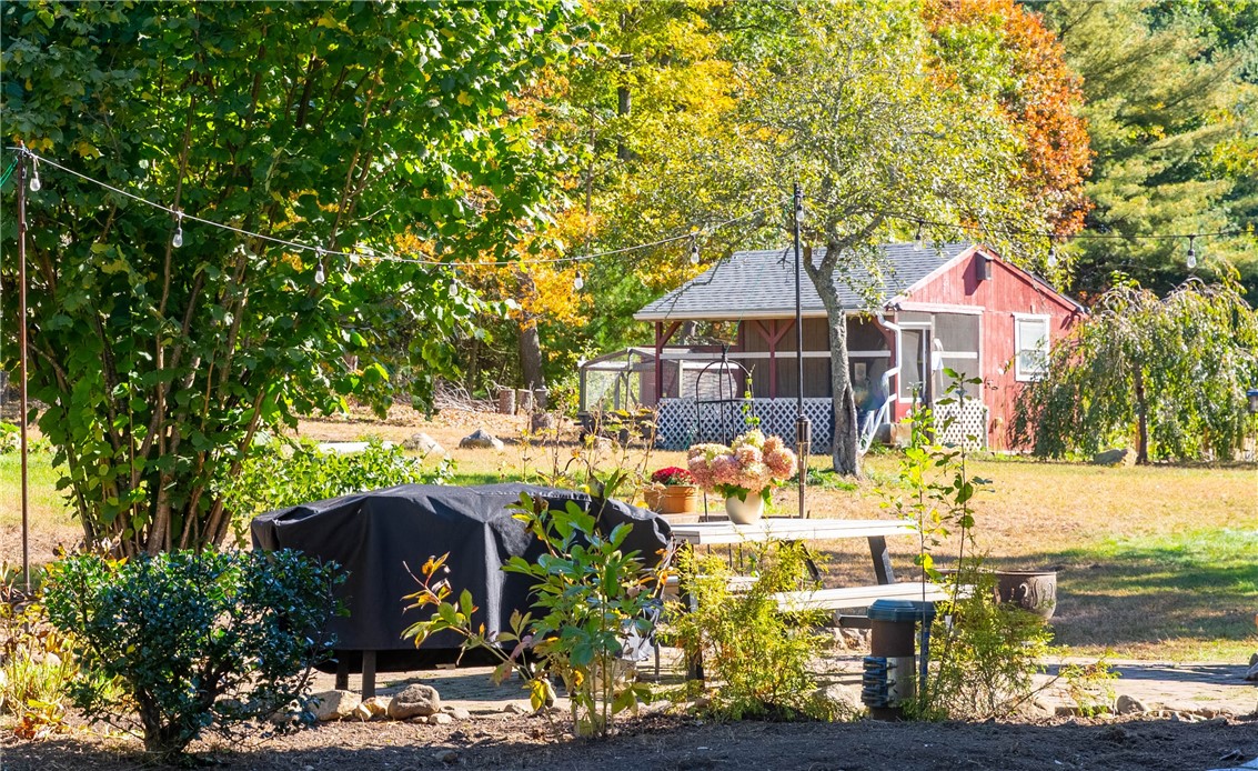 6196 Flat River Road Coventry, RI 02827 - Photo 12 of 49