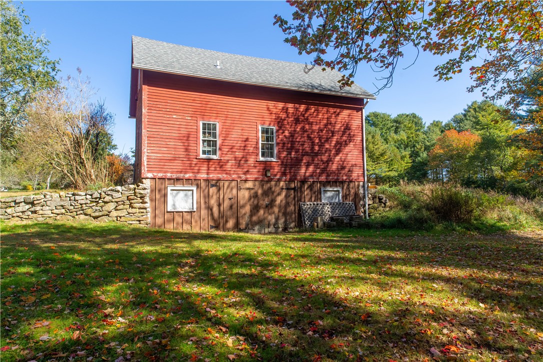 6196 Flat River Road Coventry, RI 02827 - Photo 14 of 49