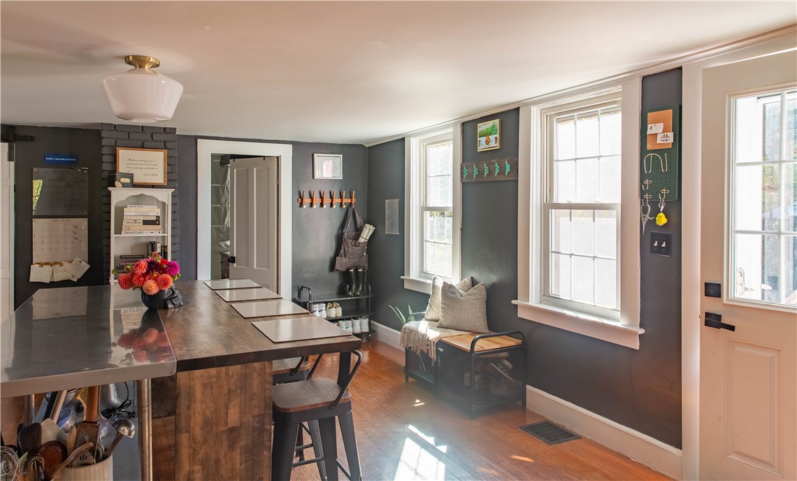 6196 Flat River Road Coventry, RI 02827 - Photo 18 of 49