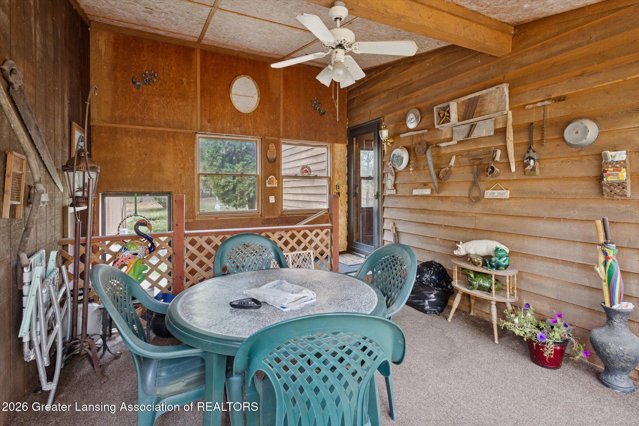 5051 Freeman Road Eaton Rapids, MI 48827 - Photo 33 of 48 Screened Breezeway