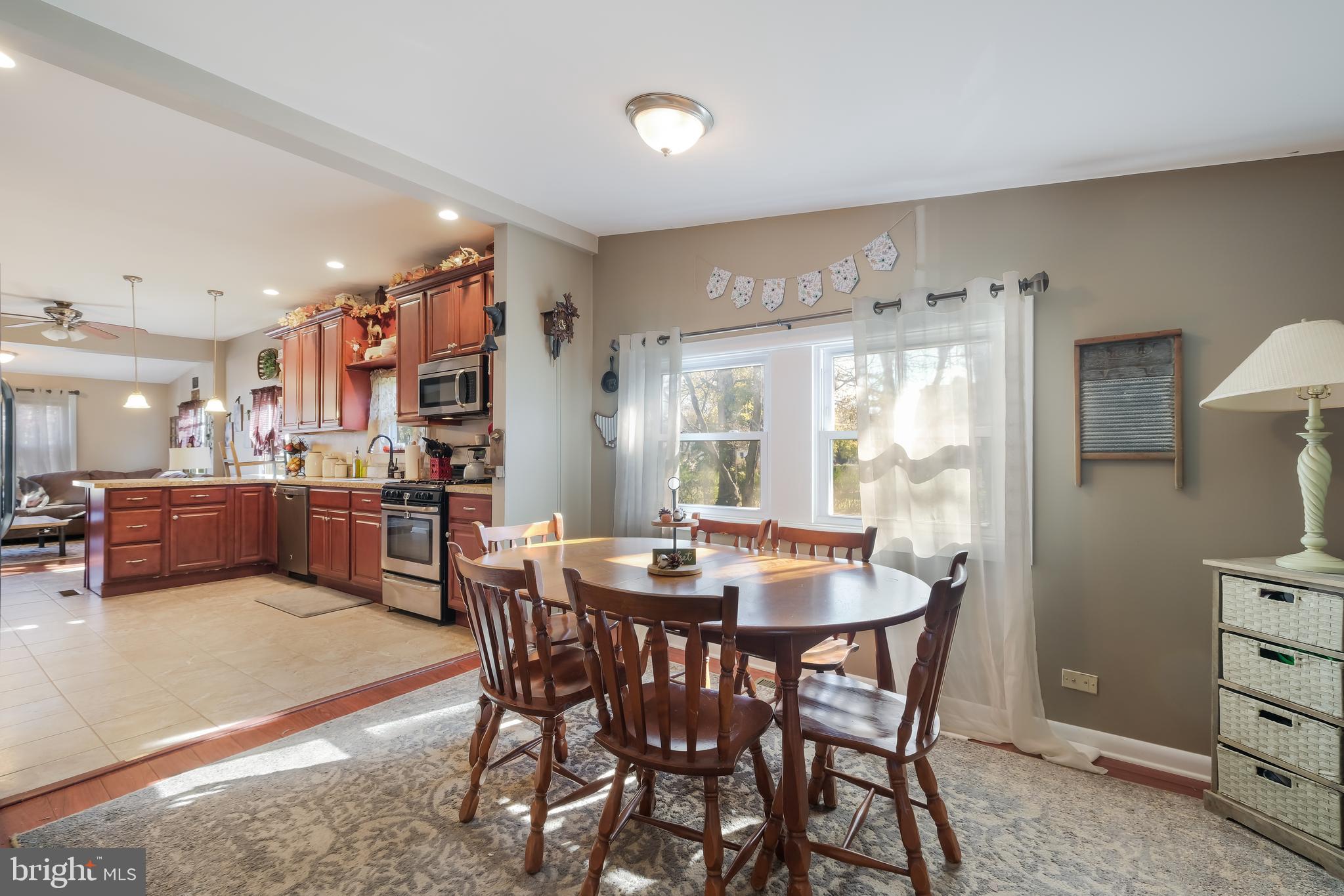 2005 Edgely Road Levittown, PA 19057 - Photo 13 of 30 Gallery Image 13