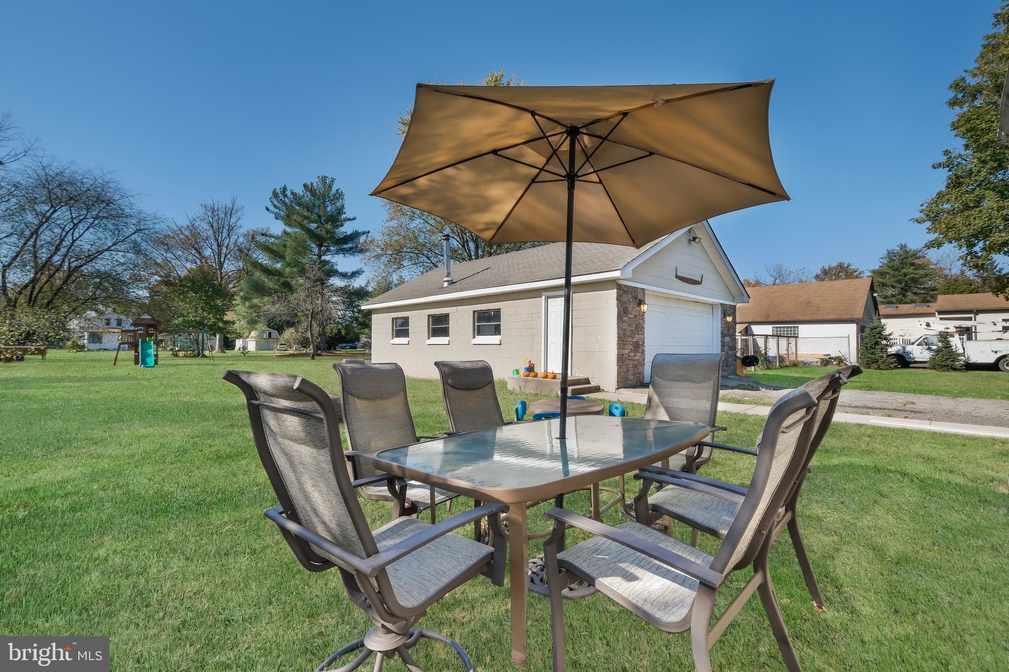 2005 Edgely Road Levittown, PA 19057 - Photo 27 of 30 Gallery Image 27
