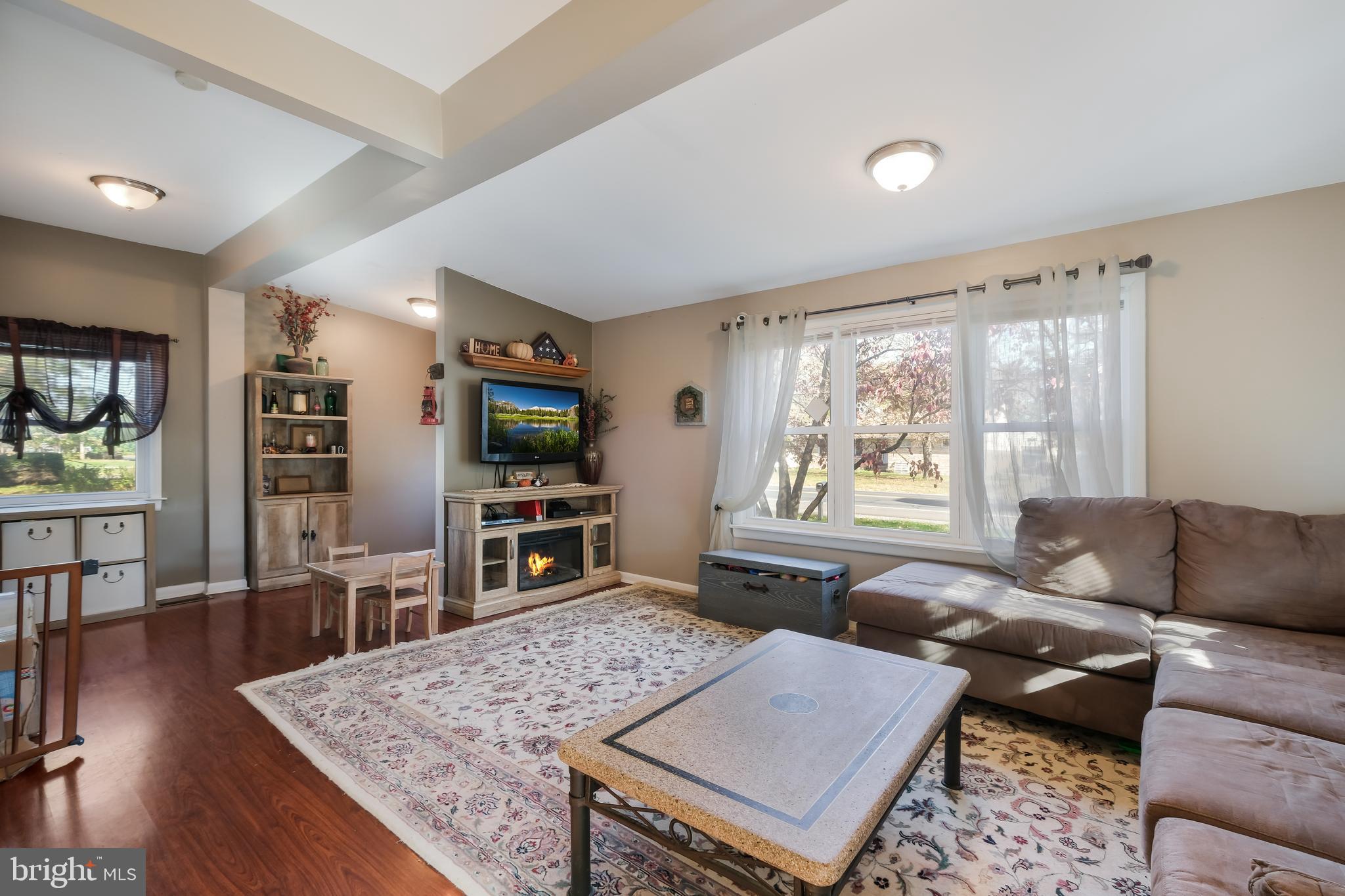 2005 Edgely Road Levittown, PA 19057 - Photo 6 of 30 Gallery Image 6