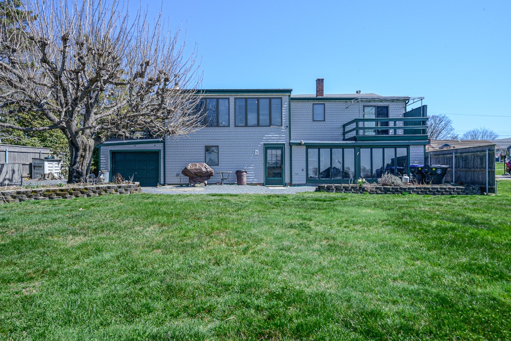 303 Middle Road Portsmouth, RI 02871 - Photo 32 of 32