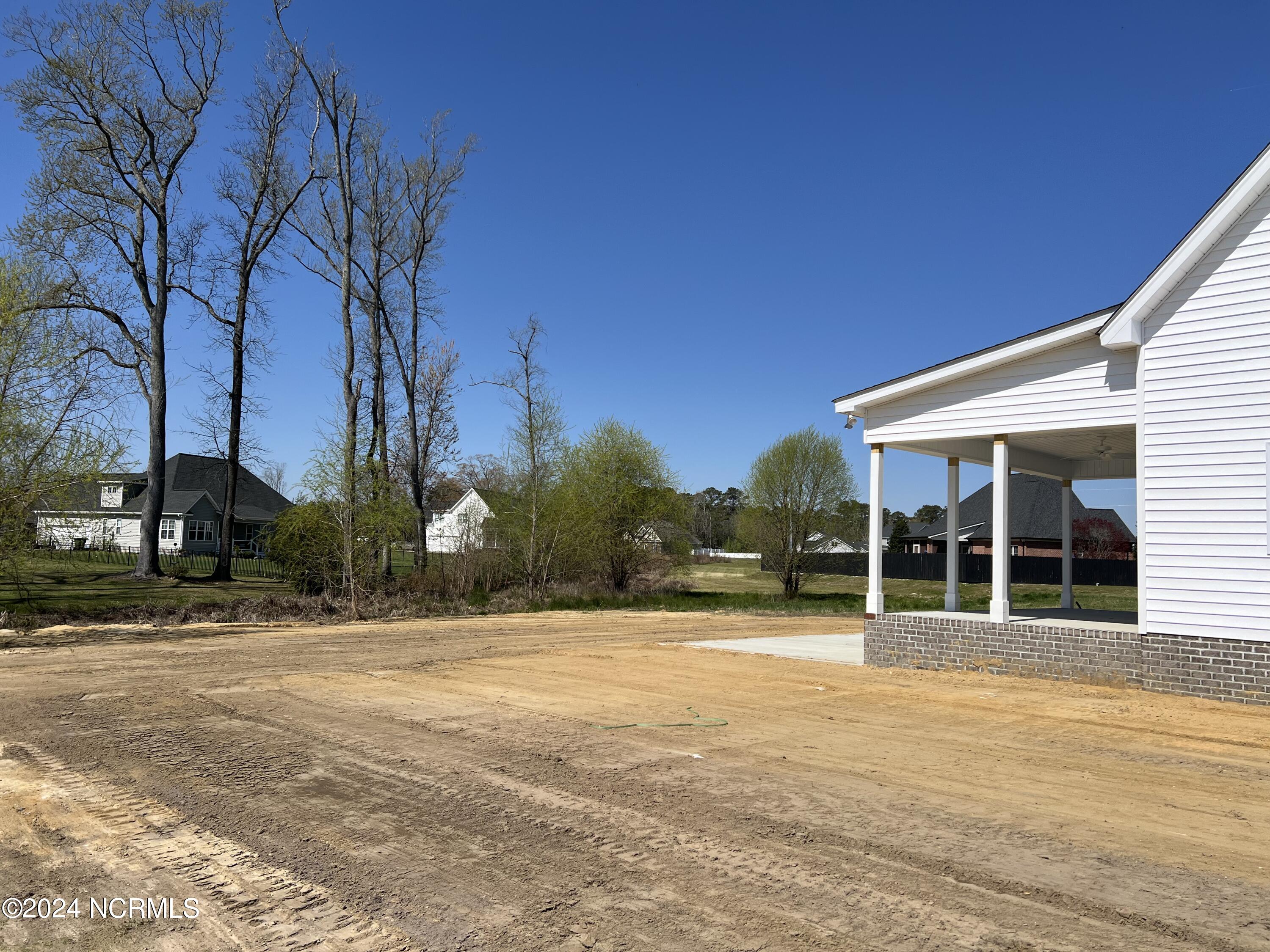 2892 Beddard Road Grimesland, NC 27837 - Photo 4 of 12 IMG_0290