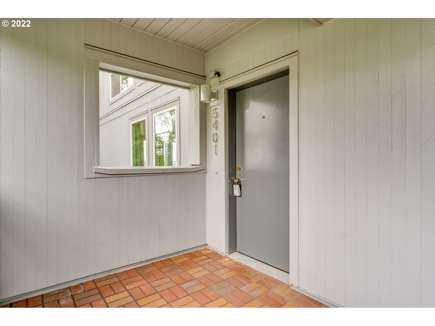 5401 Southwest View Point Terrace Portland, OR 97239 - Photo 4 of 29