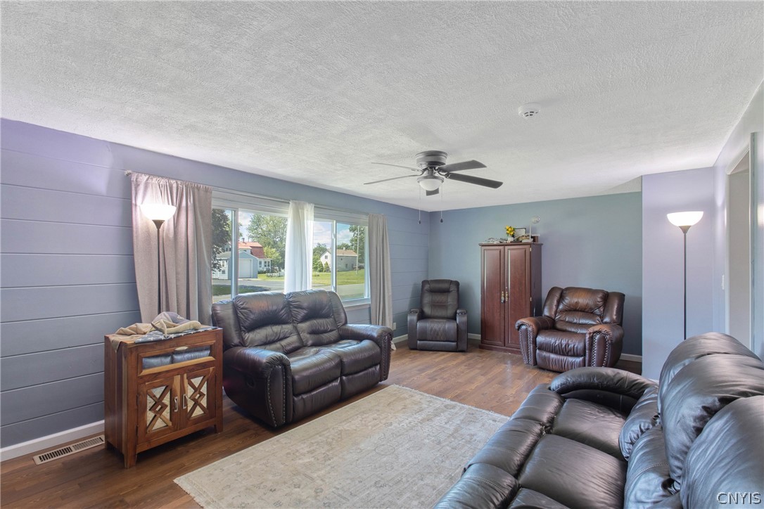 305 North 7th Street Fulton, NY 13069 - Photo 13 of 39