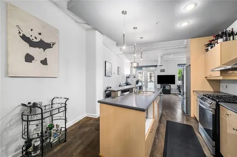 $314,000 | 805 Peachtree Street Northeast, Unit 318, Atlanta, GA 30308