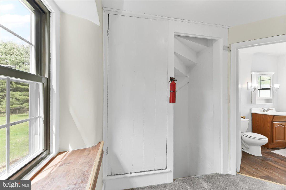 3809 Zebley Road Garnet Valley, PA 19060 - Photo 27 of 29 Second floor hallway