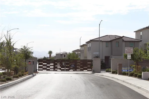 $1,950 | 2674 Matador Red Avenue, North Las Vegas, NV 89086