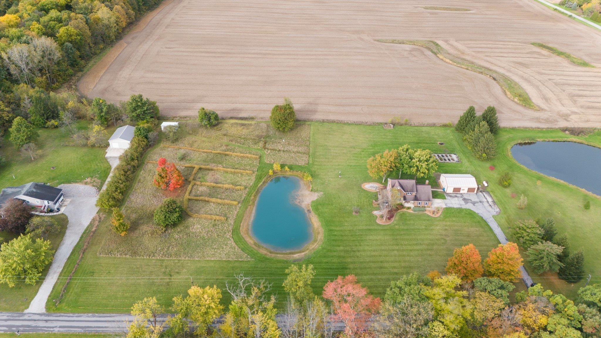 17309 Wappes Road Churubusco, IN 46723 - Photo 4 of 36