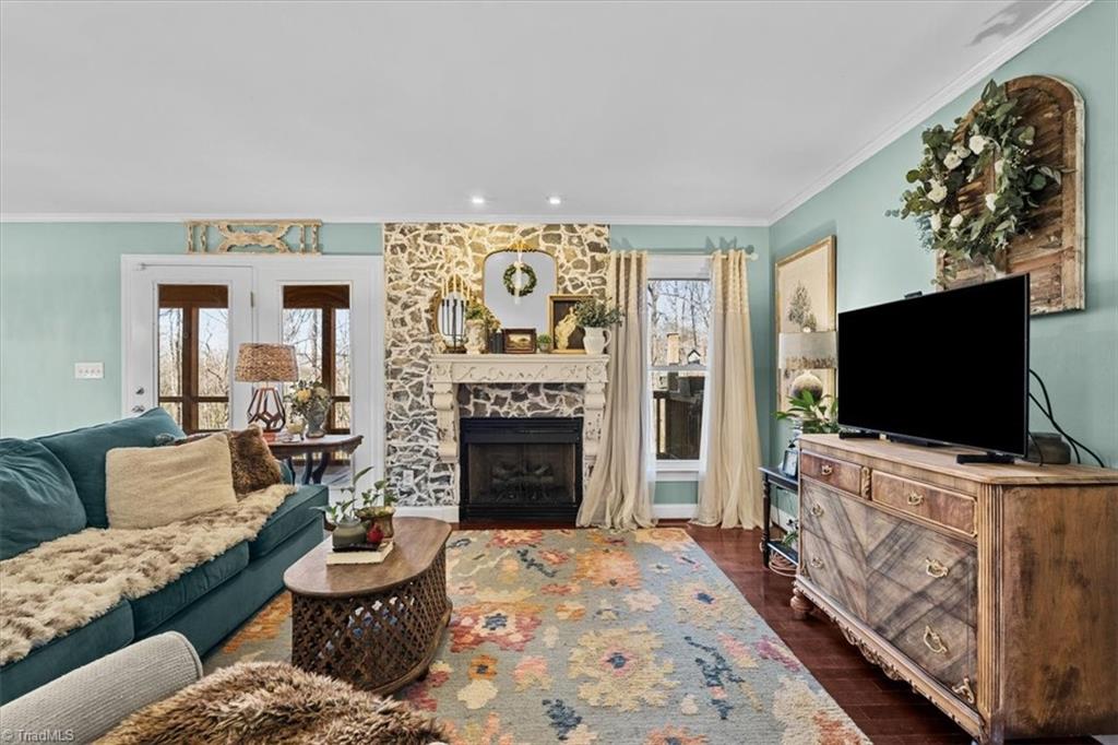 1851 Flat Rock Road Reidsville, NC 27320 - Photo 16 of 48 Gallery Image 16