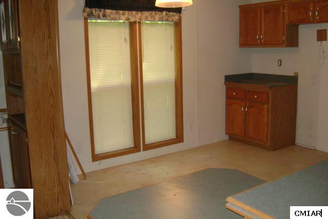 9450 East Rosebush Road Mount Pleasant, MI 48858 - Photo 5 of 7 1770080-4.JPG