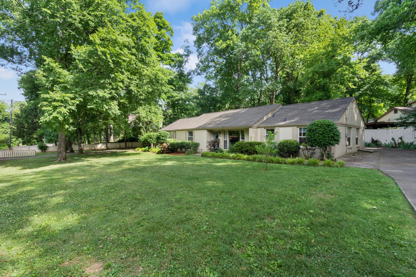 4606 Log Cabin Road Nashville, TN 37216 - Photo 1 of 30 Gallery Image 1