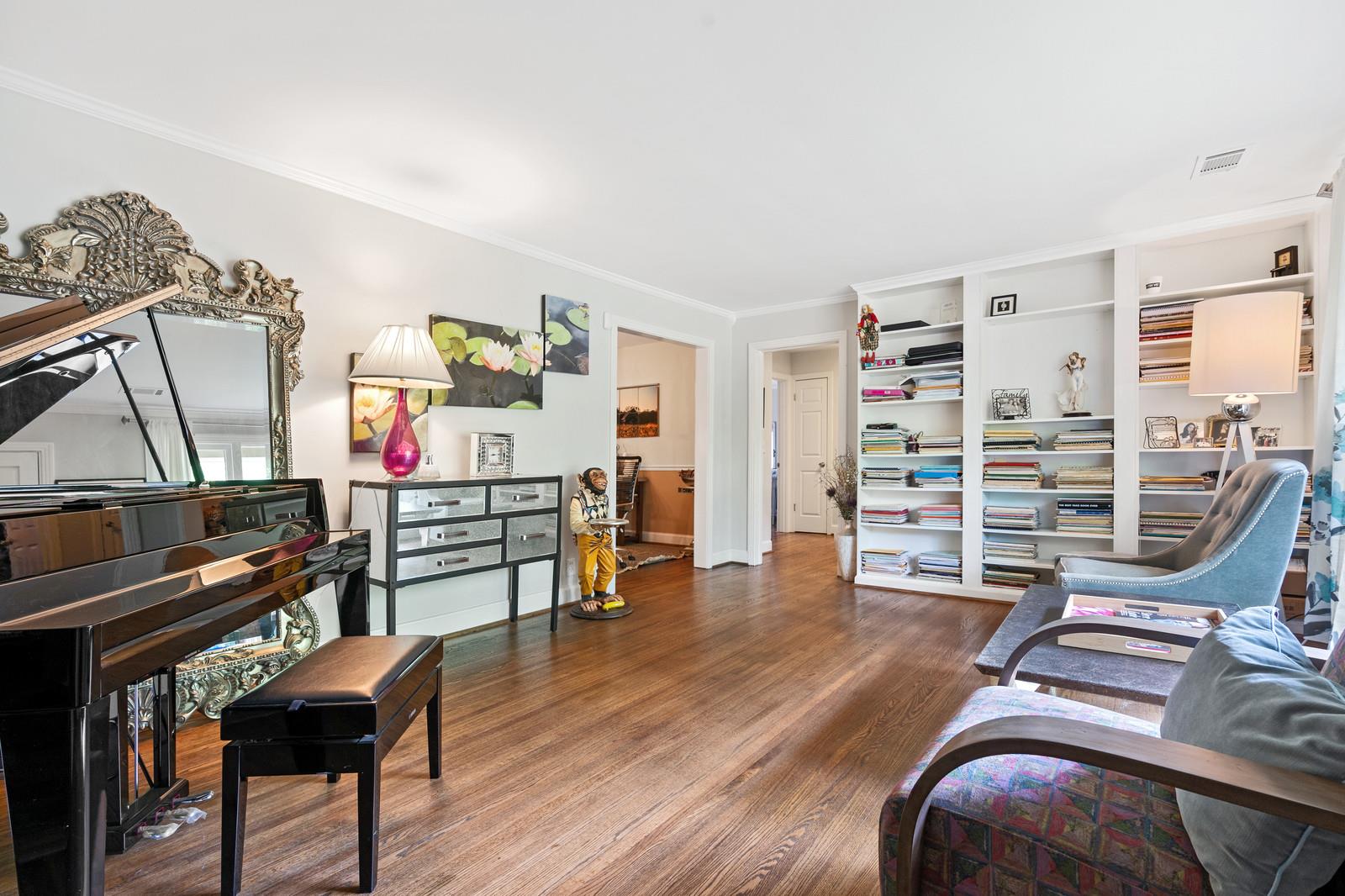 4606 Log Cabin Road Nashville, TN 37216 - Photo 2 of 30 Gallery Image 2