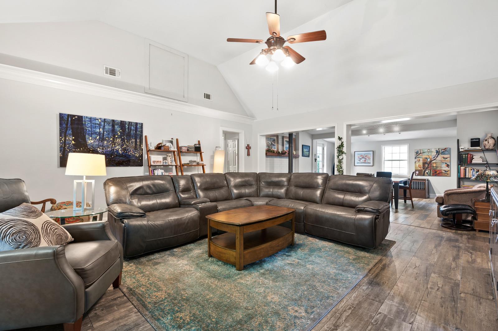 4606 Log Cabin Road Nashville, TN 37216 - Photo 26 of 30 Gallery Image 26