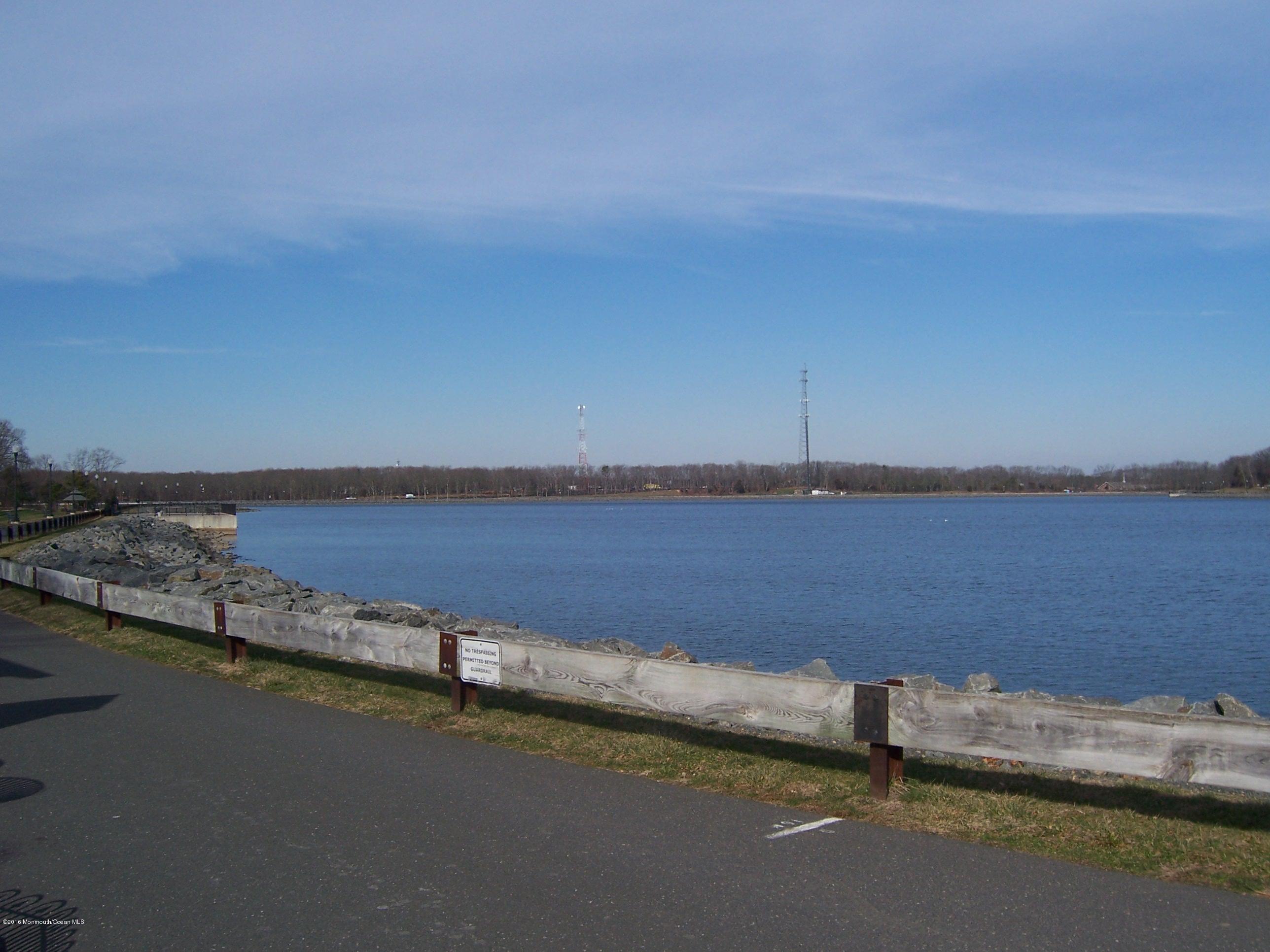 28 Creek Road Brick, NJ 08724 - Photo 2 of 4 479 New Jersey Ave (22)