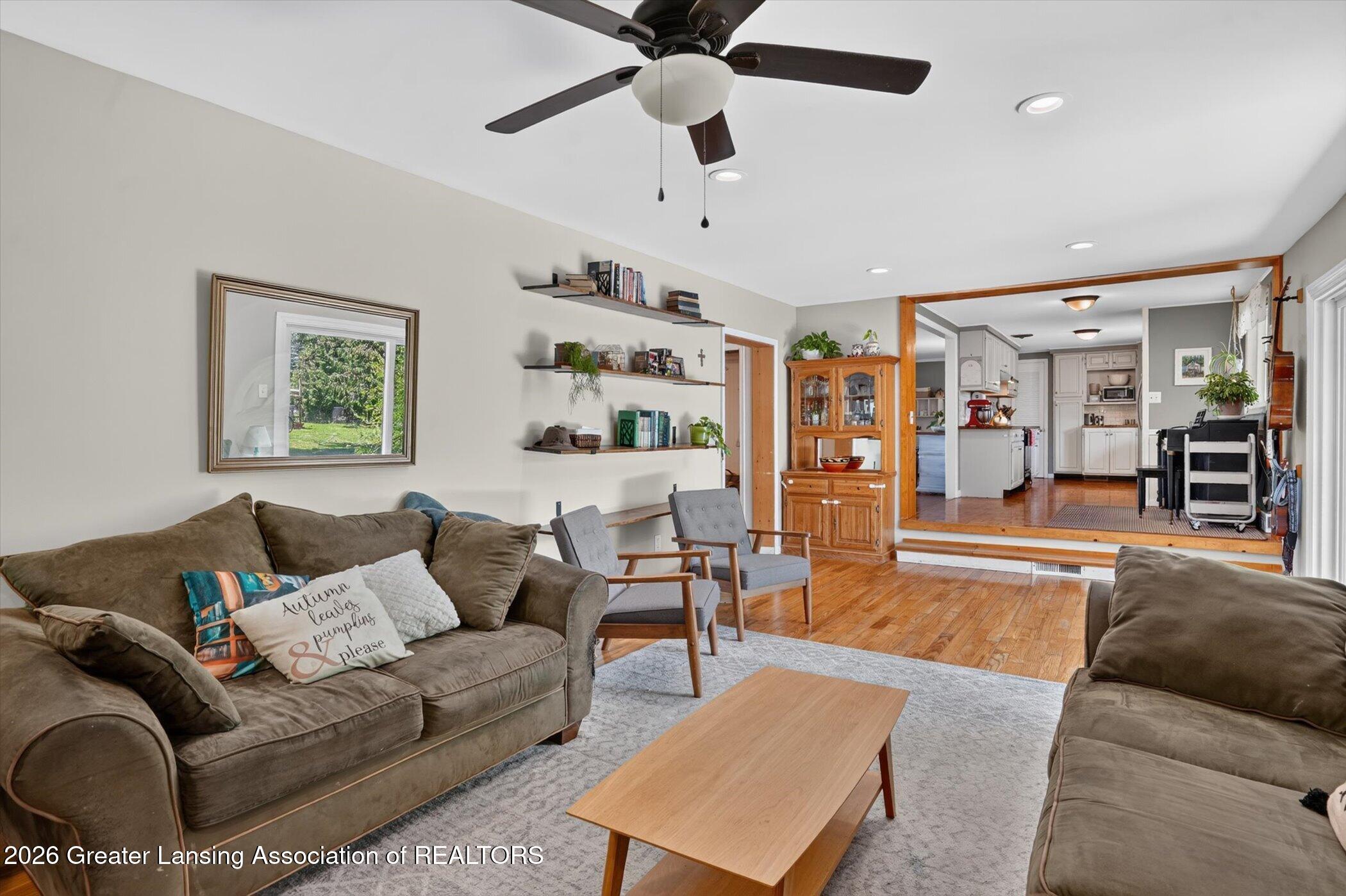 2578 Pine Tree Road Holt, MI 48842 - Photo 19 of 52 Family Room