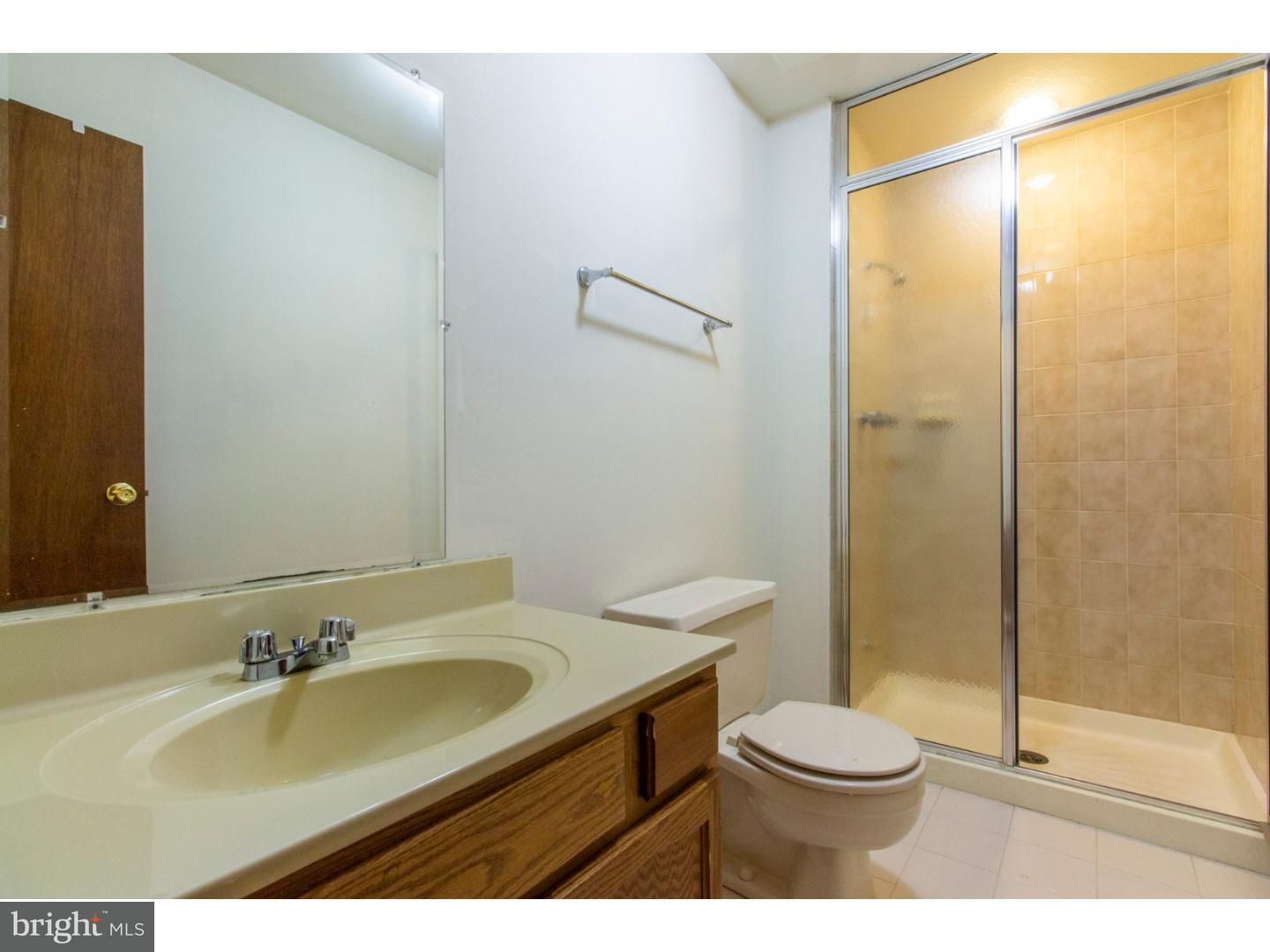 8816 Ridge Avenue, Unit 15 Philadelphia, PA 19128 - Photo 21 of 25 Bathroom