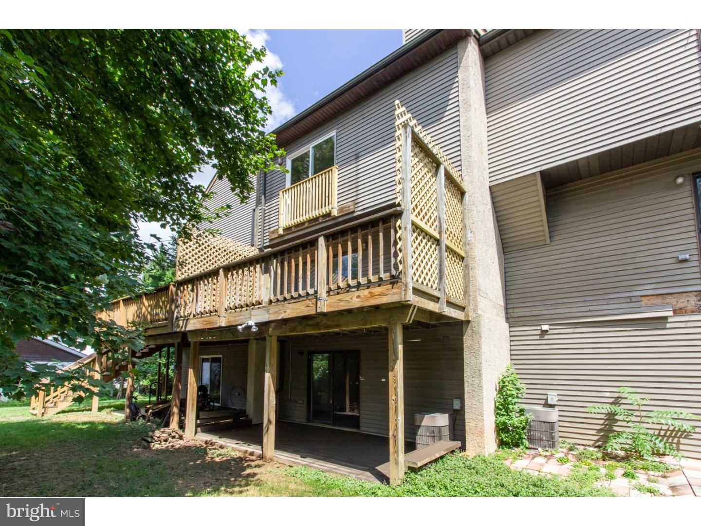 8816 Ridge Avenue, Unit 15 Philadelphia, PA 19128 - Photo 22 of 25 Exterior Back