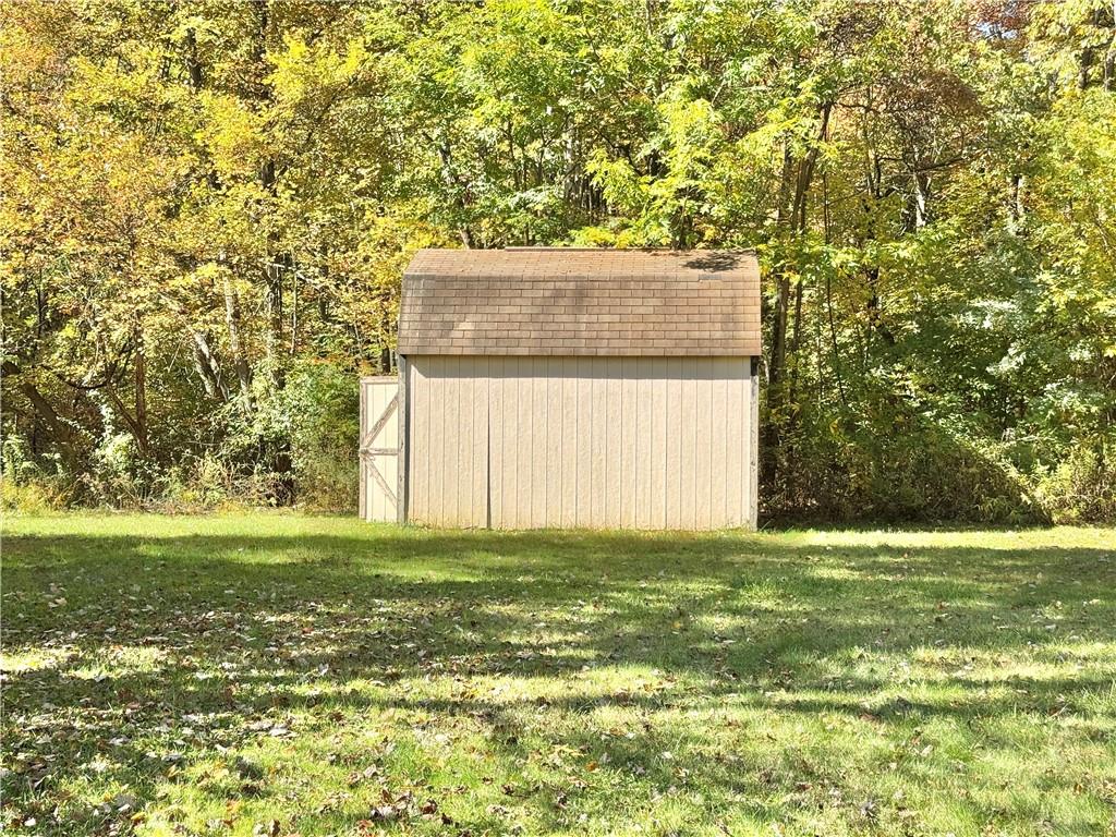 3281 Mercer Road New Castle, PA 16105 - Photo 5 of 21 Gallery Image 5