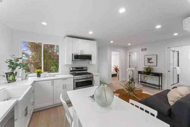 $798,000 | 335 Monterey Street, Brisbane, CA 94005