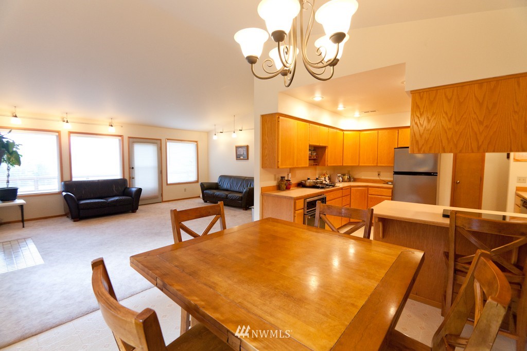 660 Montgomery Road Bellingham, WA 98226 - Photo 5 of 21 Gallery Image 5