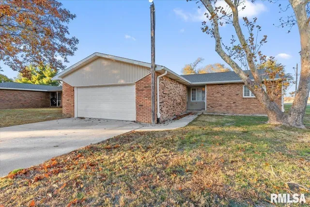 $1,100 | 3 Sundowner Lane, Springfield, IL 62711