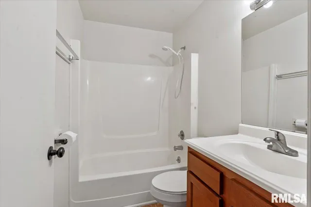 $1,100 | 3 Sundowner Lane, Springfield, IL 62711