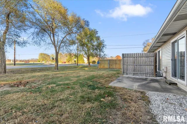 $1,100 | 3 Sundowner Lane, Springfield, IL 62711