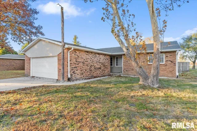 $1,100 | 3 Sundowner Lane, Springfield, IL 62711