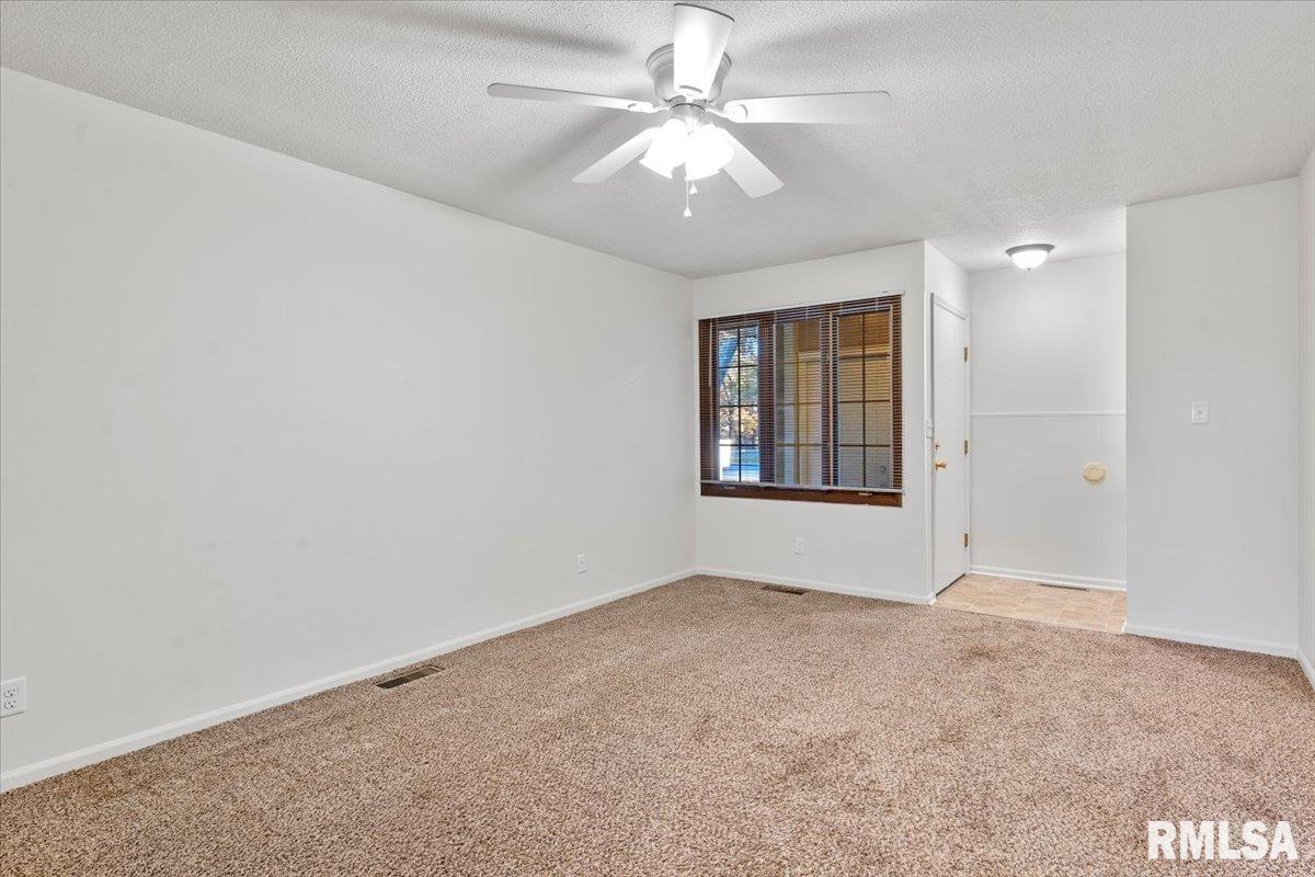 3 Sundowner Lane Springfield, IL 62711 - Photo 4 of 21