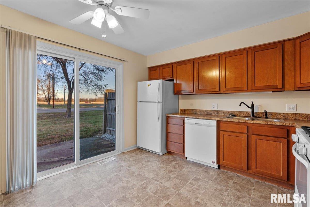 3 Sundowner Lane Springfield, IL 62711 - Photo 6 of 21