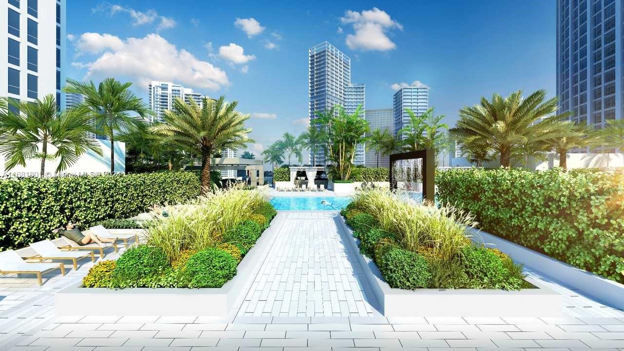 340 Southeast 3rd Street, Unit 3903 Miami, FL 33131 - Photo 12 of 19