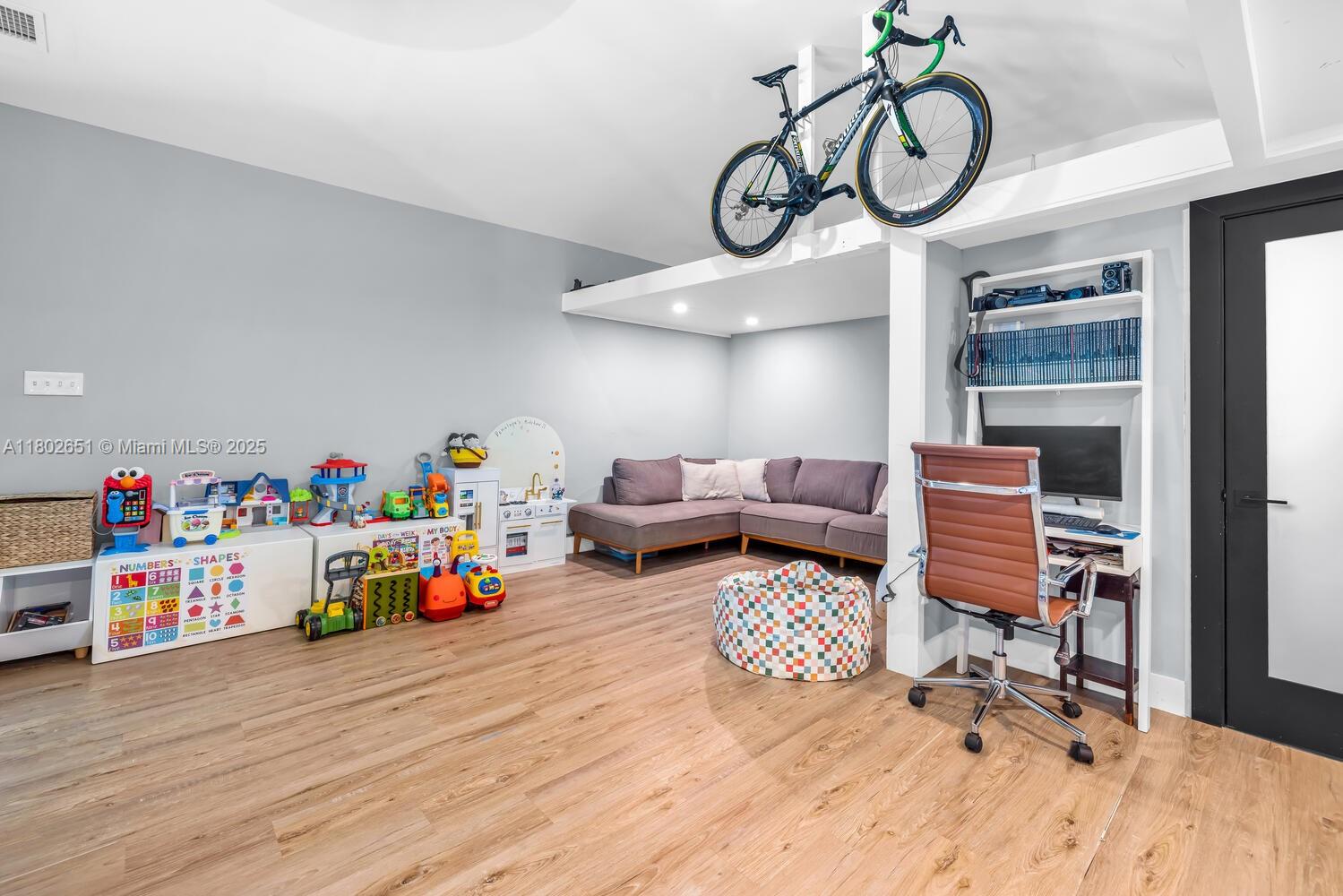 7921 Southwest 100th Street Miami, FL 33156 - Photo 18 of 60 Converted Garage