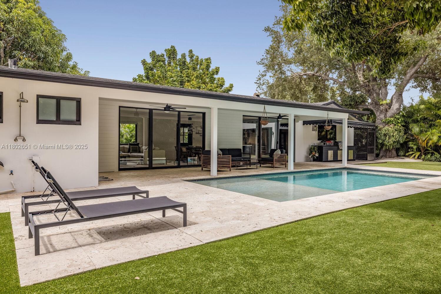 7921 Southwest 100th Street Miami, FL 33156 - Photo 20 of 60