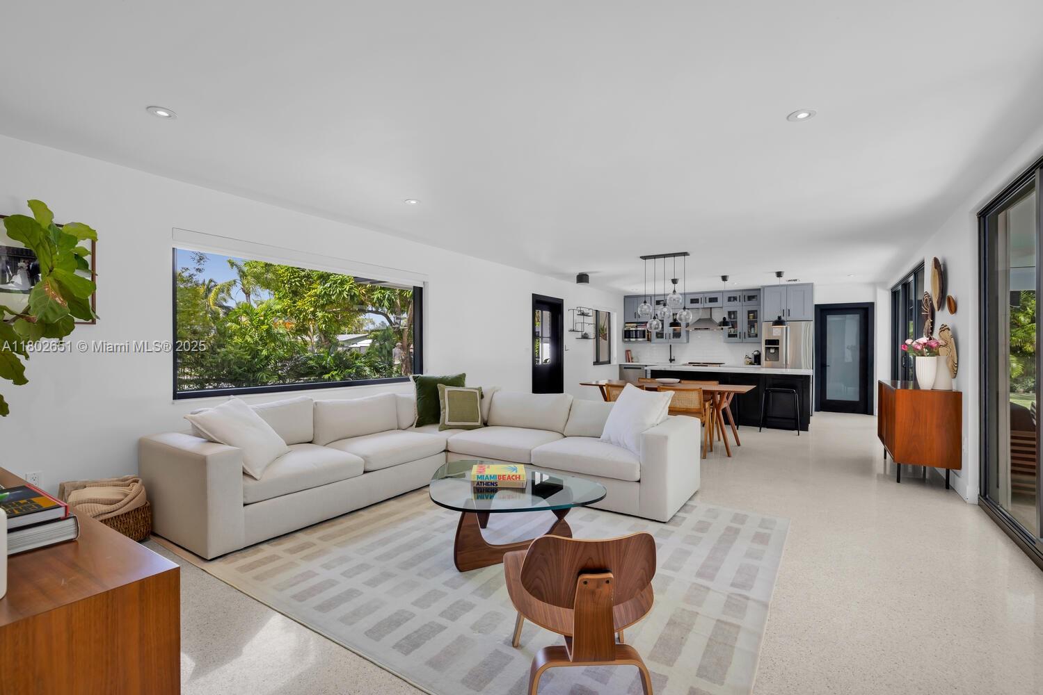 7921 Southwest 100th Street Miami, FL 33156 - Photo 2 of 60