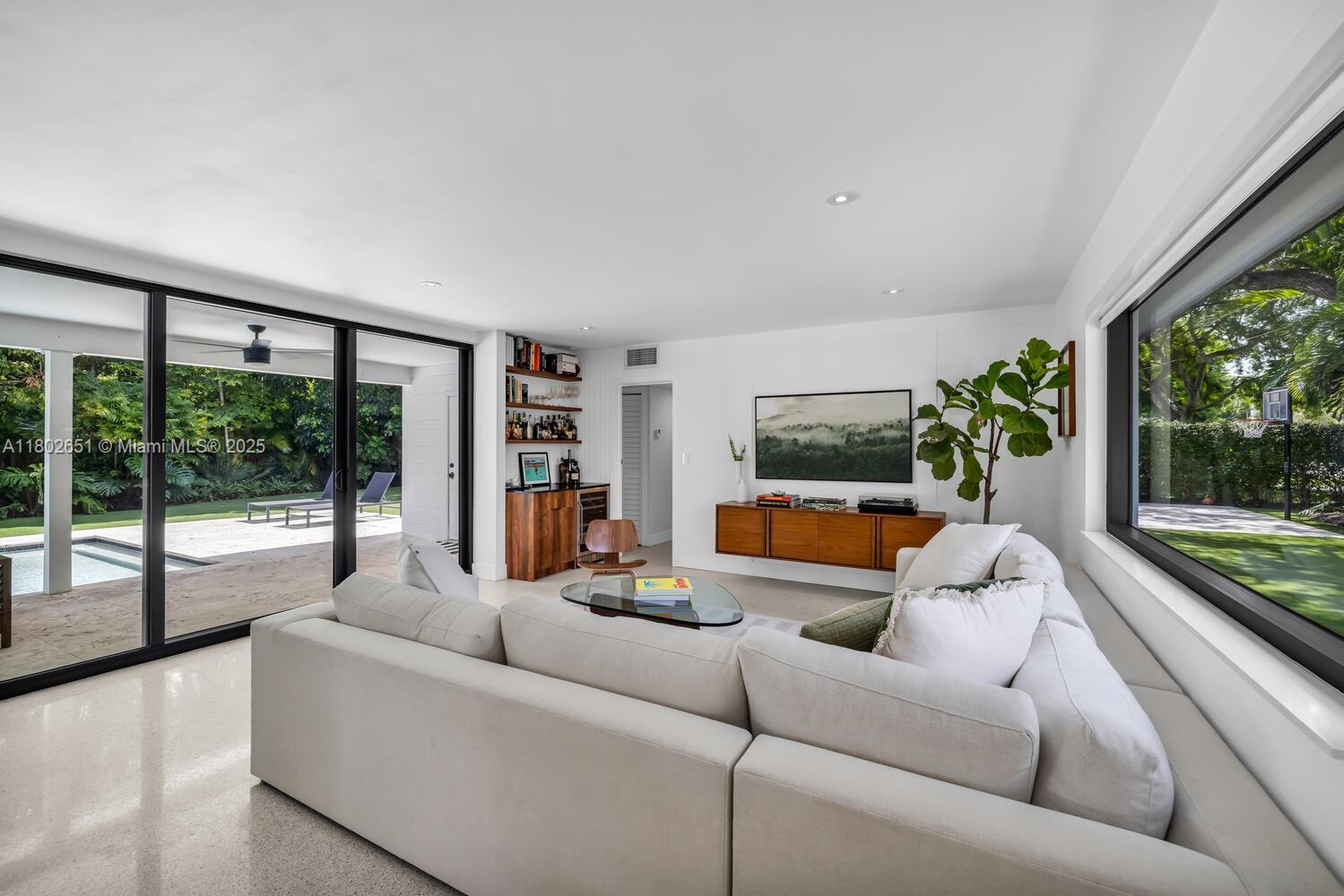 7921 Southwest 100th Street Miami, FL 33156 - Photo 47 of 60