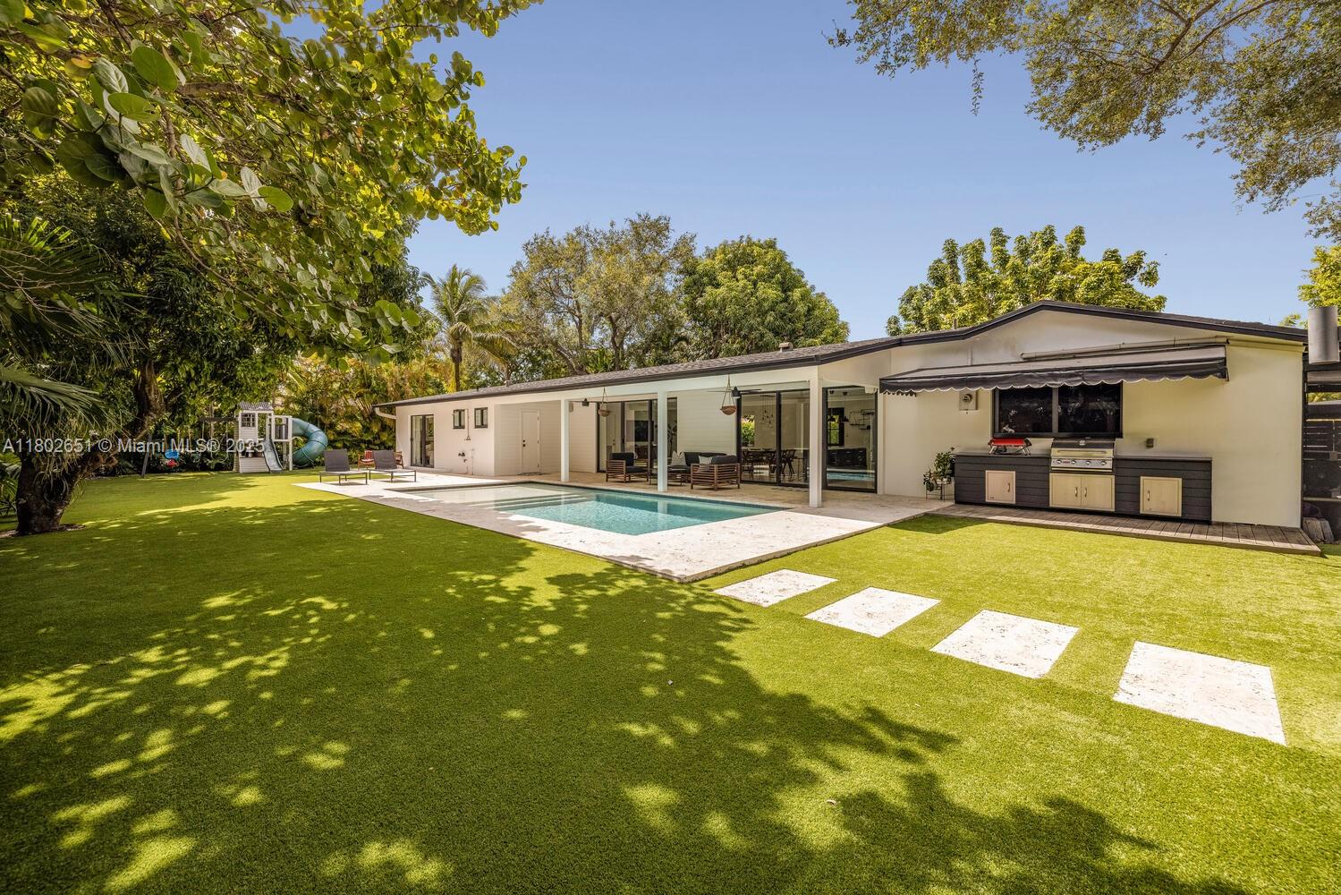 7921 Southwest 100th Street Miami, FL 33156 - Photo 53 of 60