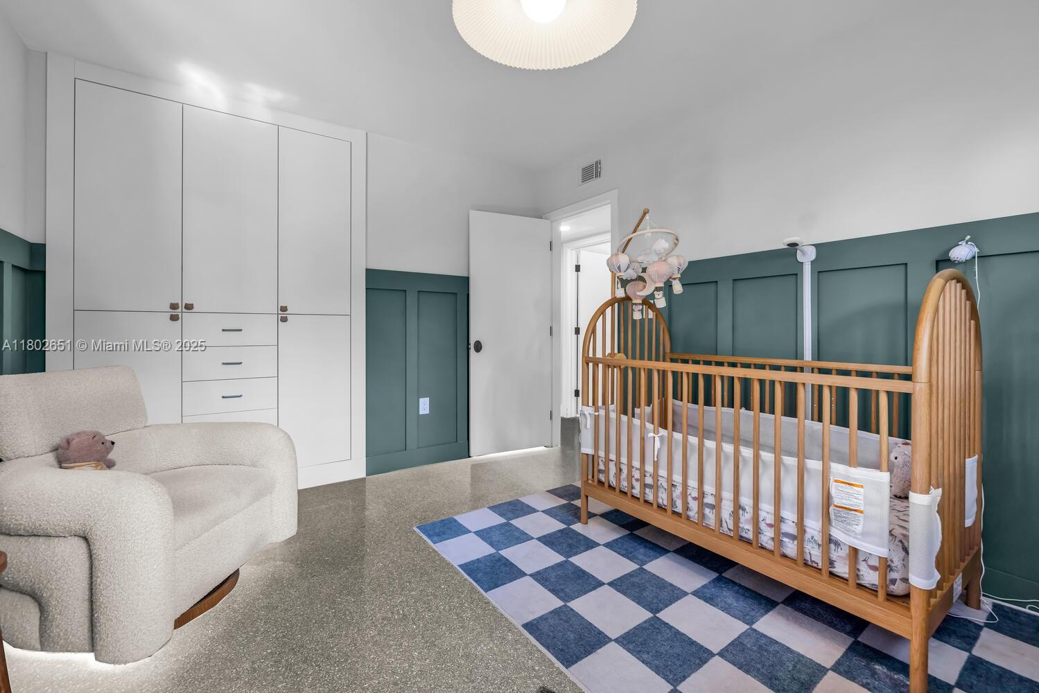 7921 Southwest 100th Street Miami, FL 33156 - Photo 8 of 60