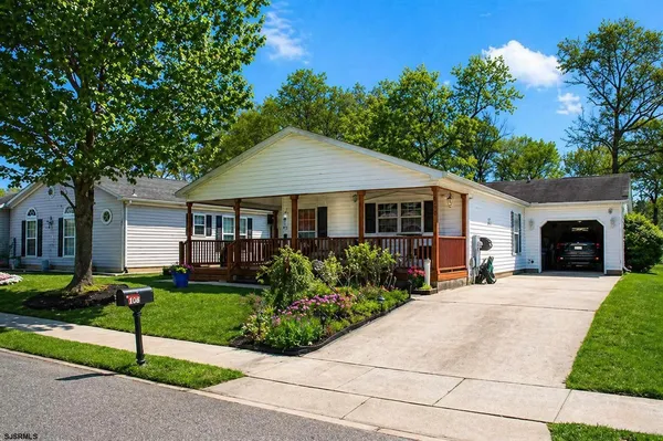 $179,999 | 182 Pebble Beach Drive, Mays Landing, NJ 08330