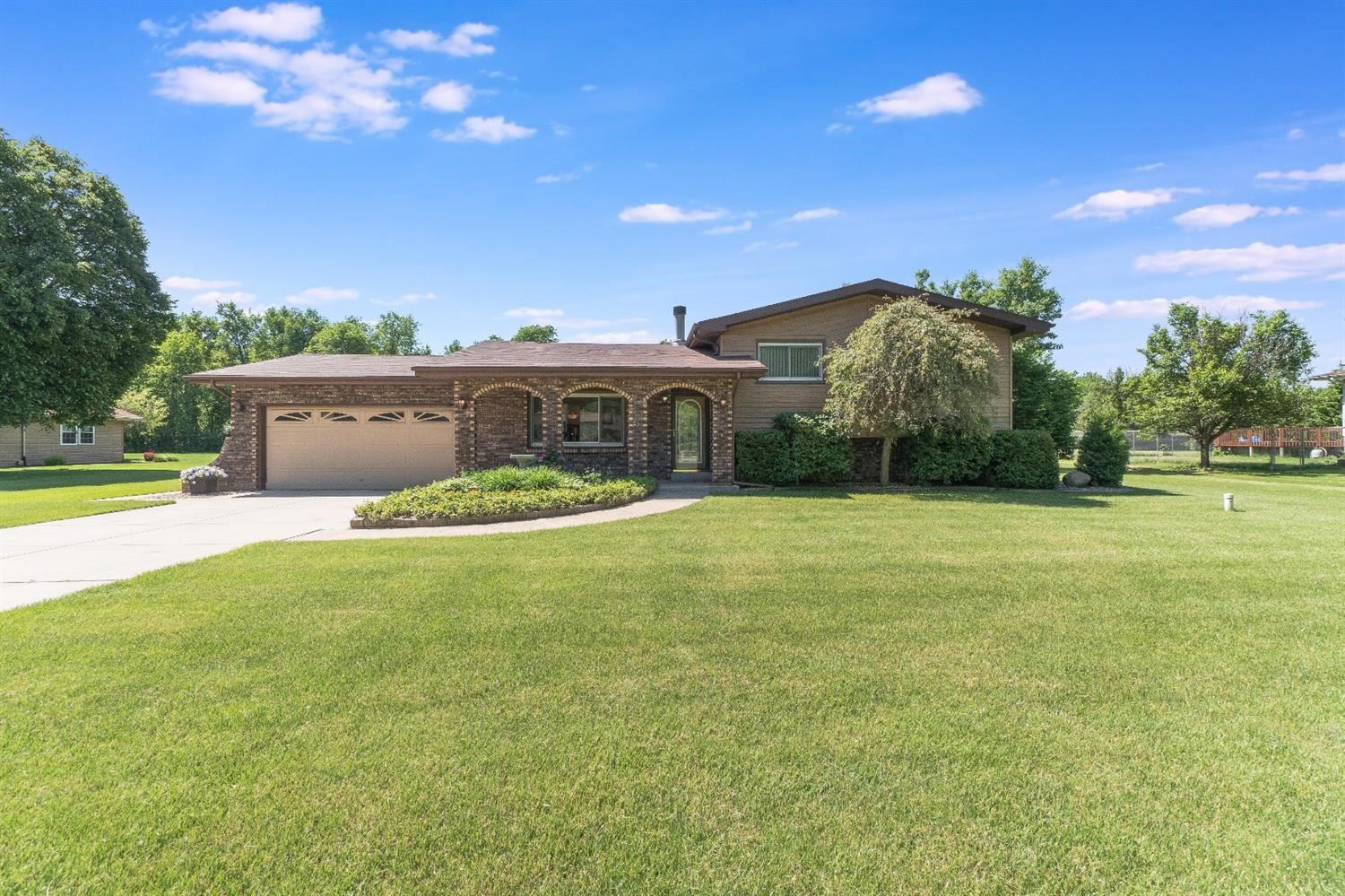 7311 Lenburg Road Portage, IN 46368 - Photo 1 of 25 1500x999