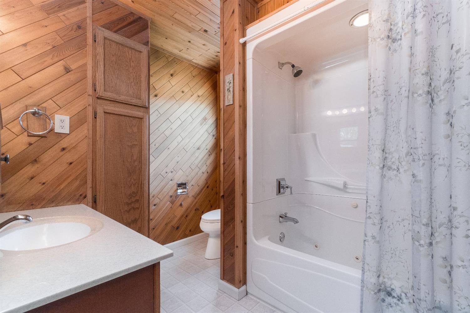 7311 Lenburg Road Portage, IN 46368 - Photo 17 of 25 1500x1000