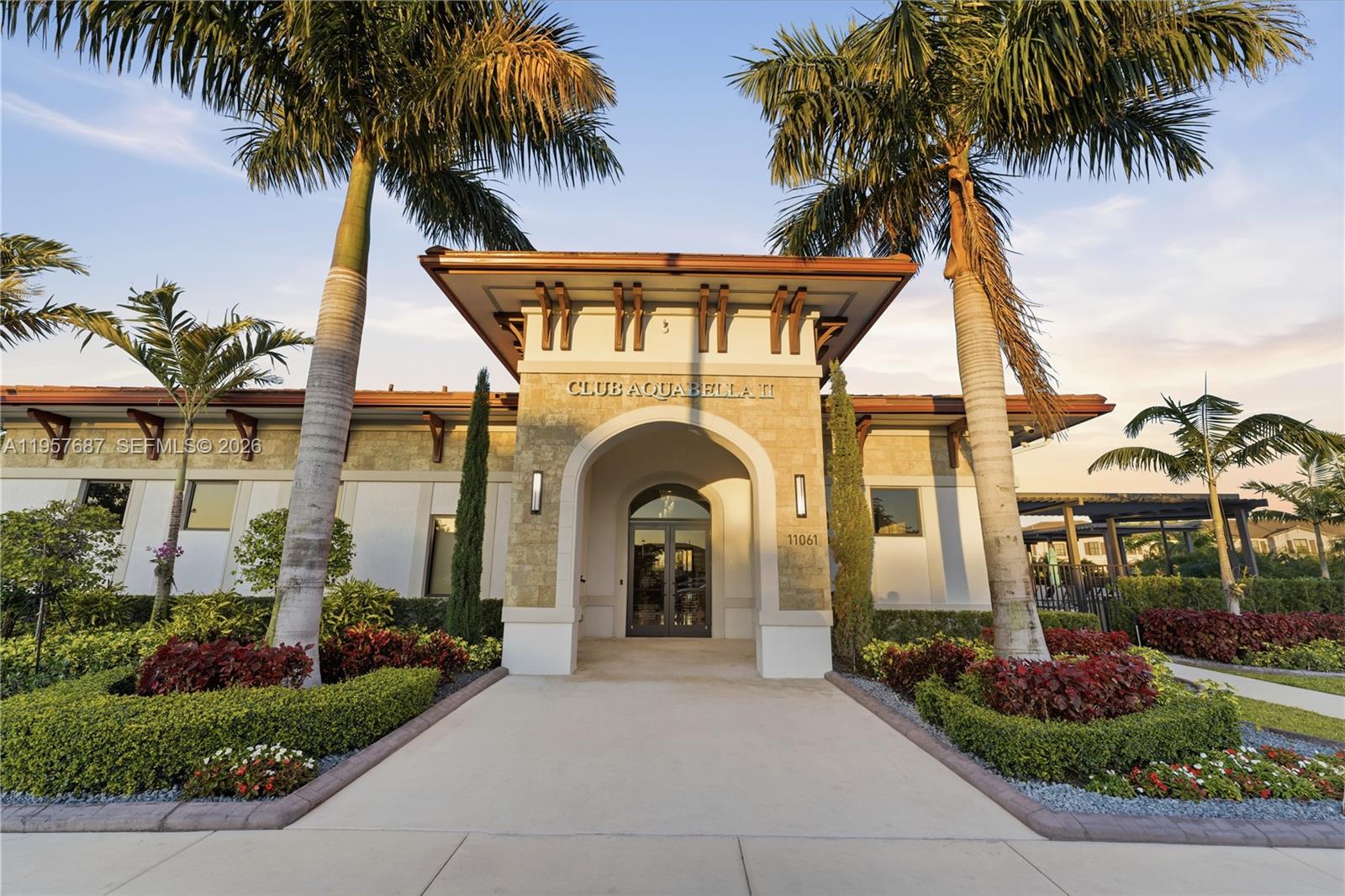 11456 West 33rd Way Hialeah, FL 33018 - Photo 31 of 49