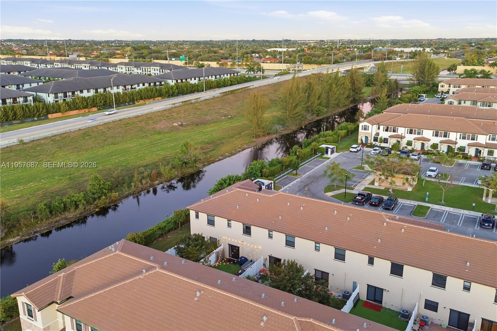 11456 West 33rd Way Hialeah, FL 33018 - Photo 39 of 49 a view of city with ocean