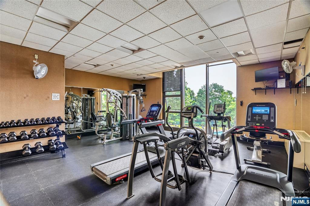 6 Horizon Road, Unit 602 Fort Lee, NJ 07024 - Photo 33 of 35
